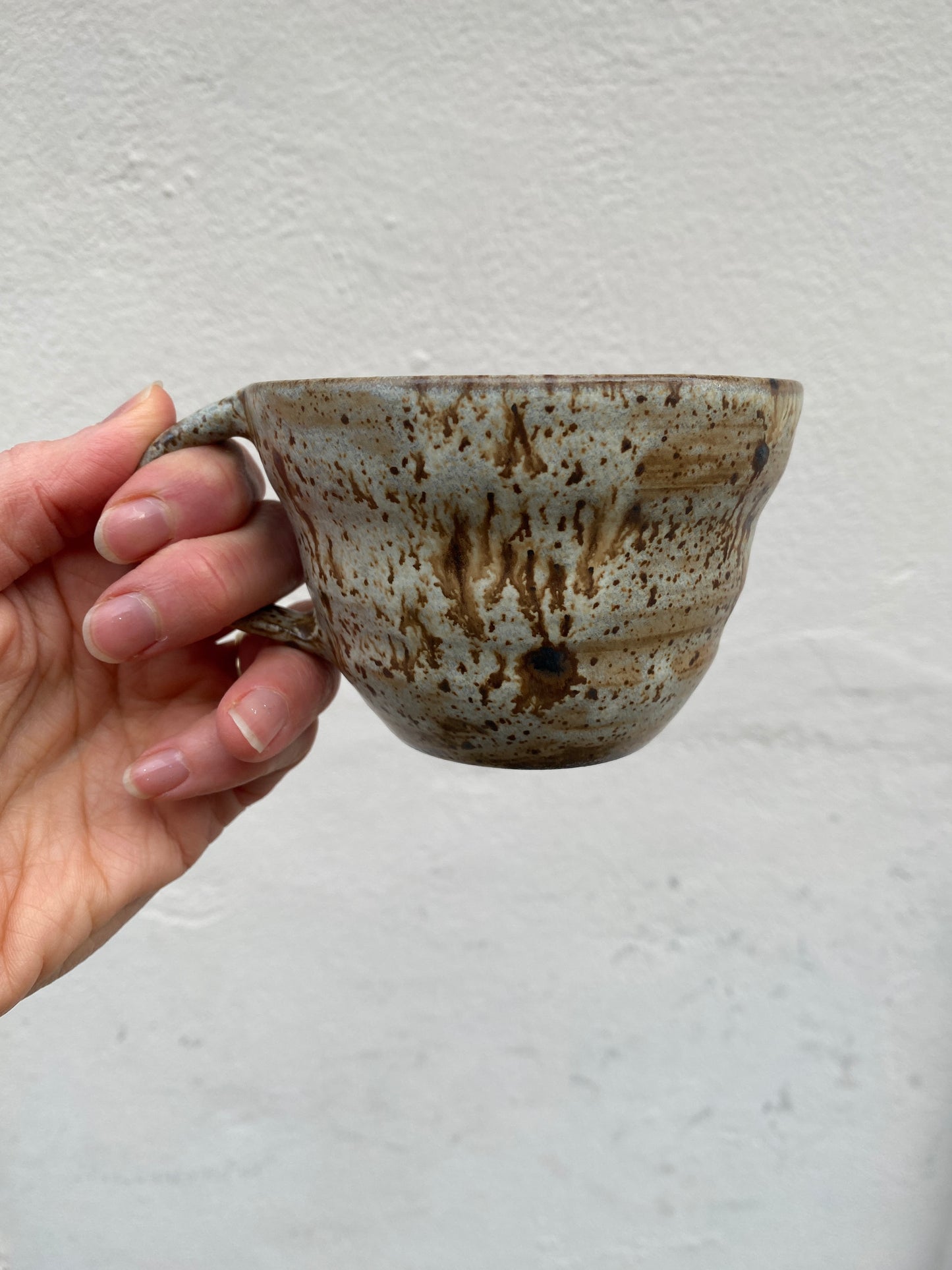 V Cup Large ~ Stracciatella 260 ml